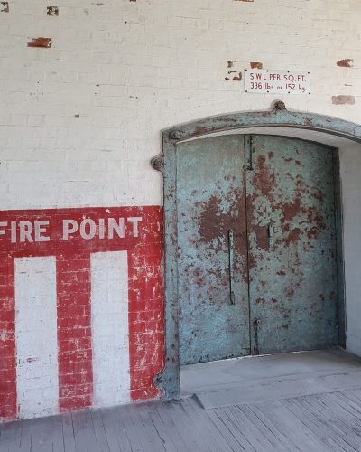 building-17-weedon-bec-internal-vintage-door